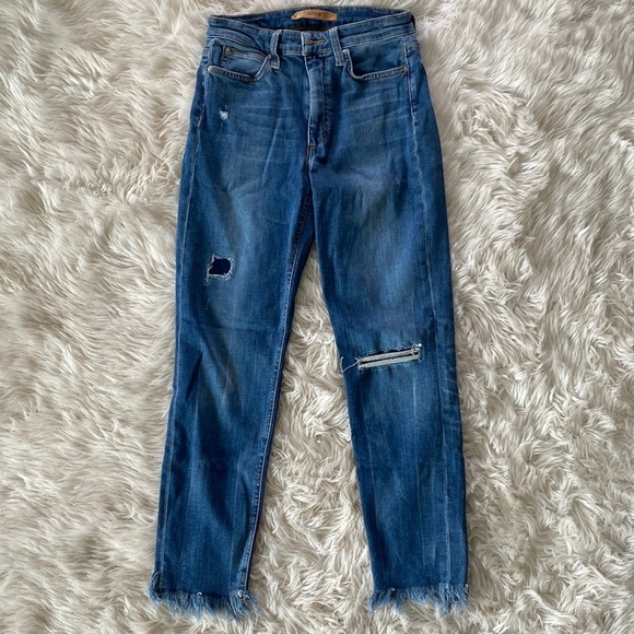 Joe’s Jeans Charlie High Rise Crop Distressed - Picture 5 of 13